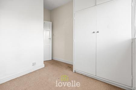 3 bedroom Terraced House for sale in Torrington Street, Grimsby, DN32