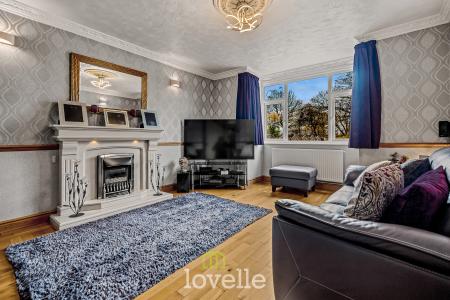 4 bedroom Detached house for sale in Laceby Road, Grimsby, DN34