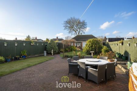 4 bedroom Detached house for sale in Laceby Road, Grimsby, DN34