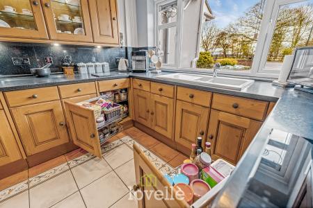 4 bedroom Detached house for sale in Laceby Road, Grimsby, DN34