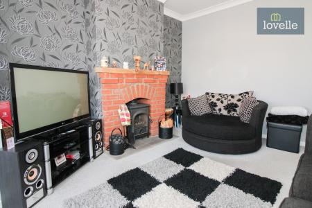 3 bedroom Semi-detached house for sale in Southlands Avenue, Louth, LN11