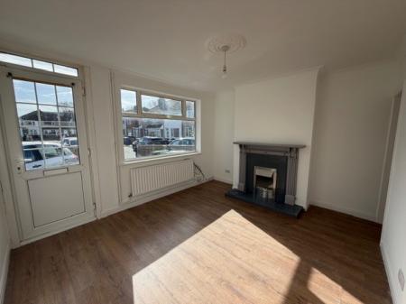 2 bedroom Terraced House to let in Edward Street, Cleethorpes, DN35