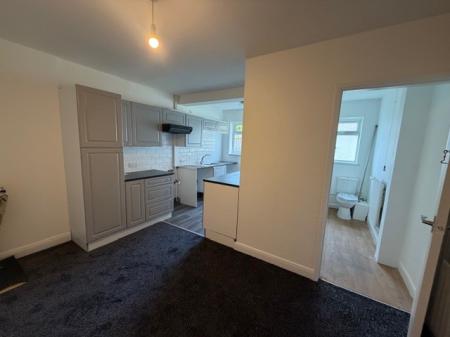 2 bedroom Terraced House to let in Edward Street, Cleethorpes, DN35