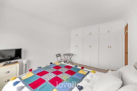 2 bedroom Flat for sale in St James Court, Grimsby, DN34