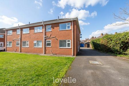 2 bedroom Flat for sale in St James Court, Grimsby, DN34