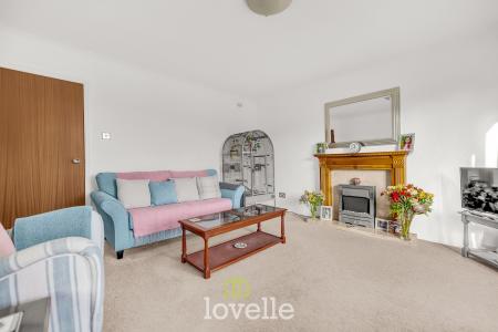 2 bedroom Flat for sale in St James Court, Grimsby, DN34