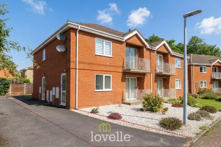 2 bedroom Flat for sale in St James Court, Grimsby, DN34
