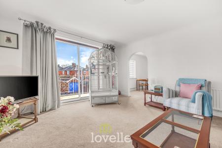 2 bedroom Flat for sale in St James Court, Grimsby, DN34