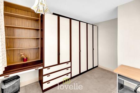 3 bedroom Semi-detached house for sale in Atkinsons Lane, Waltham, DN37