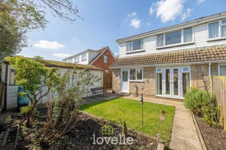 3 bedroom Semi-detached house for sale in Atkinsons Lane, Waltham, DN37
