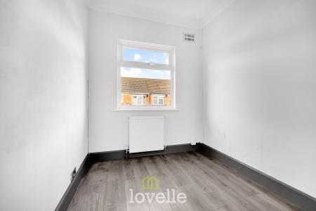 3 bedroom End of terrace house for sale in Clifton Road, Grimsby, DN34