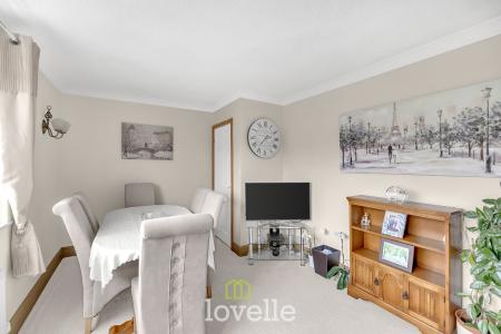 4 bedroom Detached house for sale in Cravens Lane, Habrough, DN40