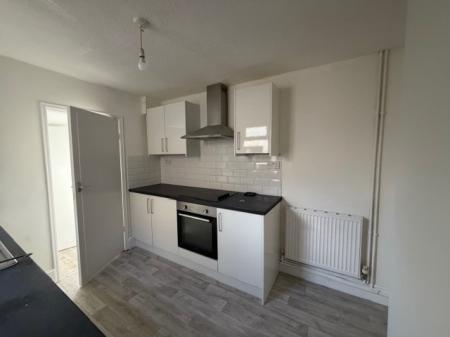 3 bedroom Terraced House to let in Durban Road, Grimsby, DN32