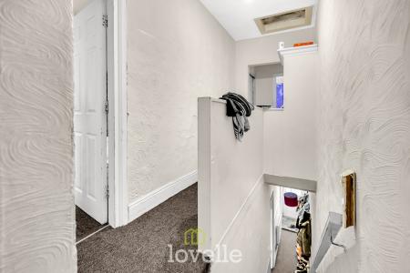4 bedroom Terraced House for sale in Farebrother Street, Grimsby, DN32