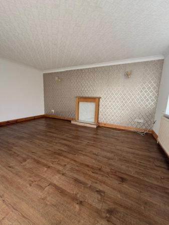 3 bedroom Semi-detached house to let in Redwood Drive, Cleethorpes, DN35