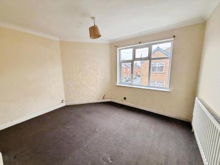 3 bedroom Terraced House to let in Henry Street, Grimsby, DN31