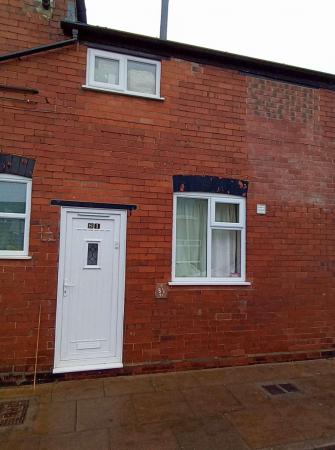 3 bedroom Terraced House to let in Henry Street, Grimsby, DN31