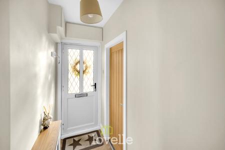 3 bedroom Terraced House for sale in Barnoldby Road, Waltham, DN37