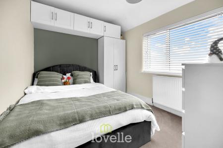 3 bedroom Terraced House for sale in Barnoldby Road, Waltham, DN37