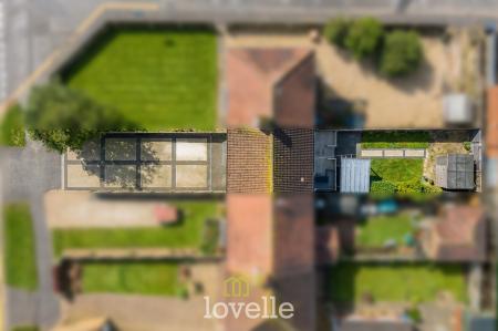 3 bedroom Terraced House for sale in Barnoldby Road, Waltham, DN37