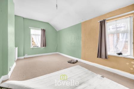 3 bedroom Terraced House for sale in David Street, Grimsby, DN32