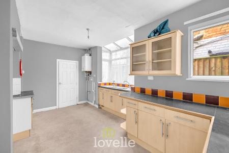 3 bedroom Terraced House for sale in David Street, Grimsby, DN32