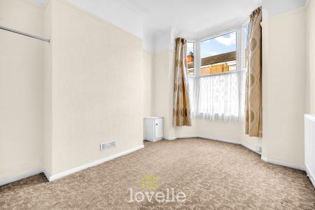 3 bedroom Terraced House for sale in Buller Street, Grimsby, DN32