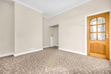 3 bedroom Terraced House for sale in Buller Street, Grimsby, DN32