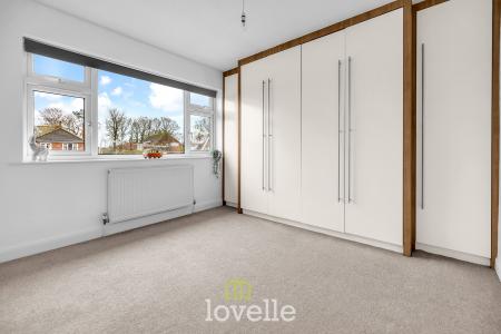 3 bedroom Semi-detached house for sale in Danesfield Avenue, Waltham, DN37