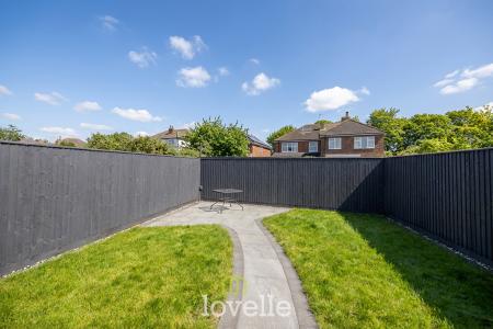 3 bedroom Semi-detached house for sale in Danesfield Avenue, Waltham, DN37