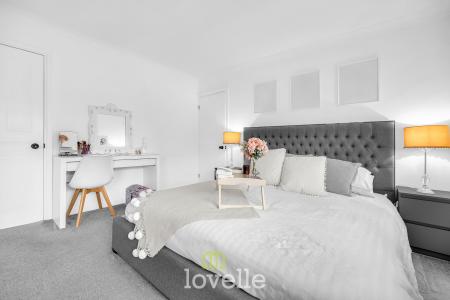 4 bedroom Detached house for sale in Defender Drive, Aylesby Park, Grimsby, DN37