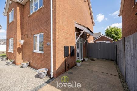 4 bedroom Detached house for sale in Defender Drive, Aylesby Park, Grimsby, DN37