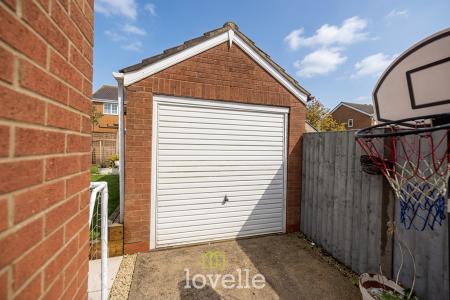 4 bedroom Detached house for sale in Defender Drive, Aylesby Park, Grimsby, DN37