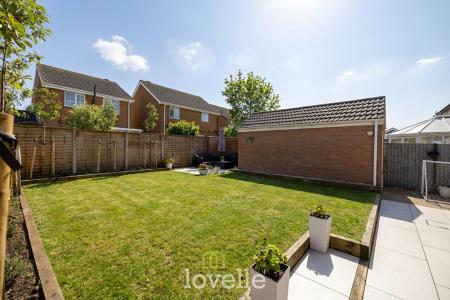 4 bedroom Detached house for sale in Defender Drive, Aylesby Park, Grimsby, DN37