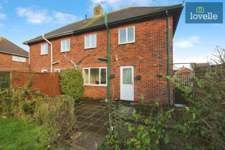 2 bedroom Semi-detached house for sale in St Bernards Avenue, Louth, LN11
