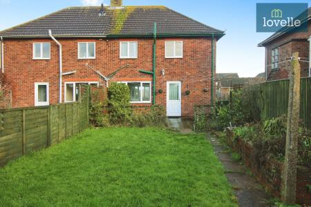 2 bedroom Semi-detached house for sale in St Bernards Avenue, Louth, LN11
