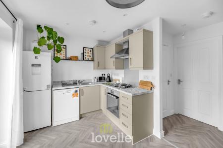 2 bedroom Semi-detached house for sale in Marigold Court, Laceby, DN37