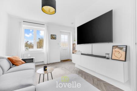 2 bedroom Semi-detached house for sale in Marigold Court, Laceby, DN37