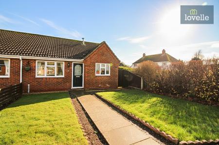 2 bedroom Semi-detached bungalow for sale in Carters Garth Close, Grainthorpe, LN11
