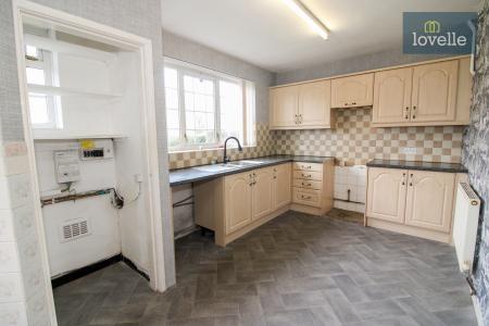 2 bedroom End of terrace house for sale in Carlton Park, Manby, LN11