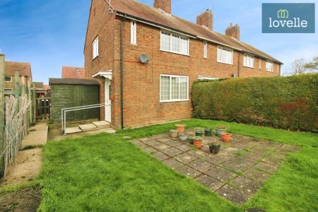 2 bedroom End of terrace house for sale in Carlton Park, Manby, LN11
