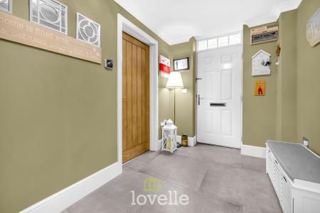 4 bedroom Detached house for sale in Kristen Turton Close, Holton-le-Clay, DN36