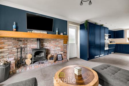 4 bedroom Detached house for sale in Kristen Turton Close, Holton-le-Clay, DN36