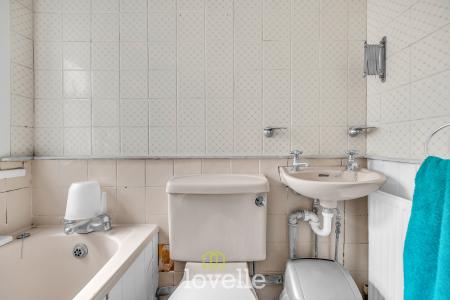 3 bedroom Terraced House for sale in Patrick Street, Grimsby, DN32