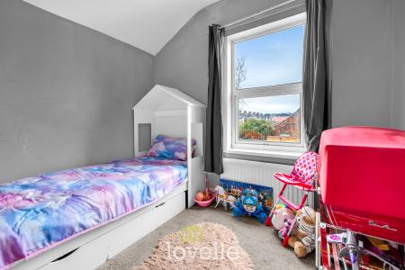 3 bedroom Terraced House for sale in Patrick Street, Grimsby, DN32