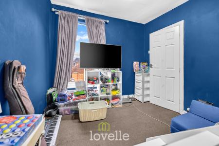 3 bedroom Terraced House for sale in Patrick Street, Grimsby, DN32