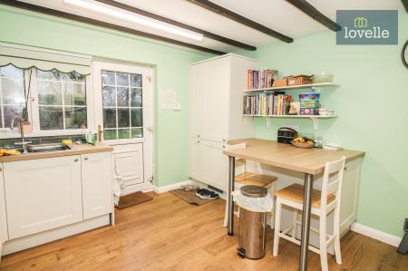 5 bedroom Detached house for sale in Jubilee Road, North Somercotes, LN11