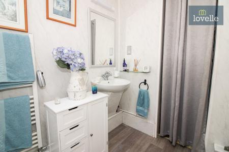 4 bedroom Detached house for sale in Conisholme road, North Somercotes, LN11