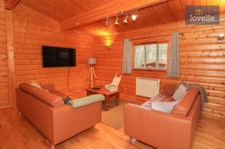 3 bedroom Log Cabin for sale in Kenwick Park, Louth, LN11