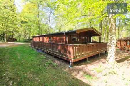 3 bedroom Log Cabin for sale in Kenwick Park, Louth, LN11